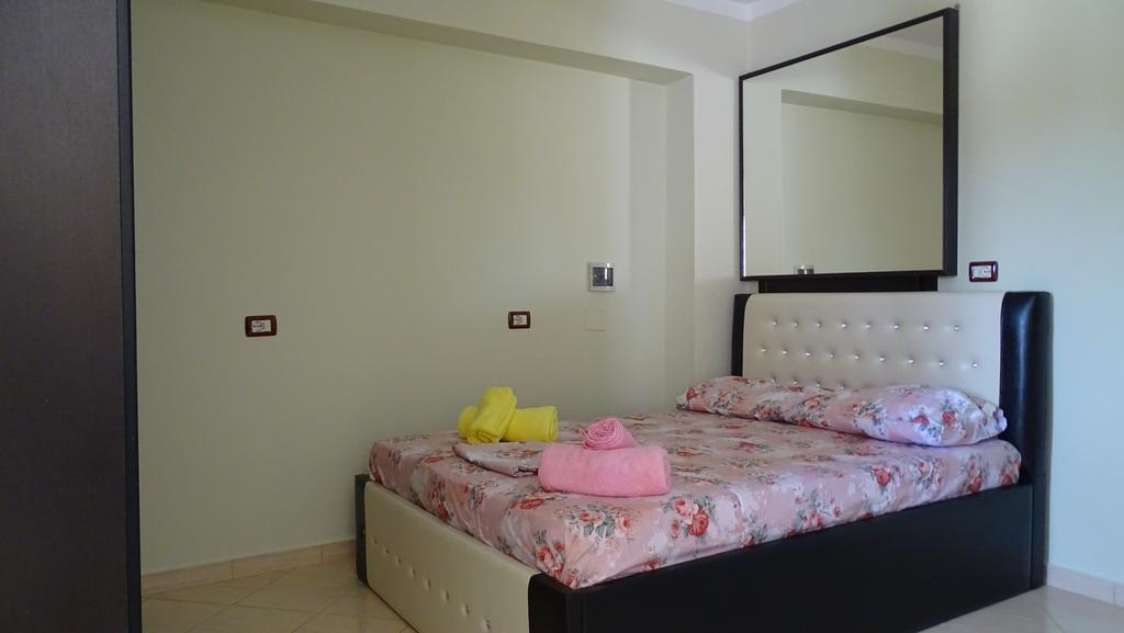 Modern Sea View Apartment 卡萨米尔 外观 照片